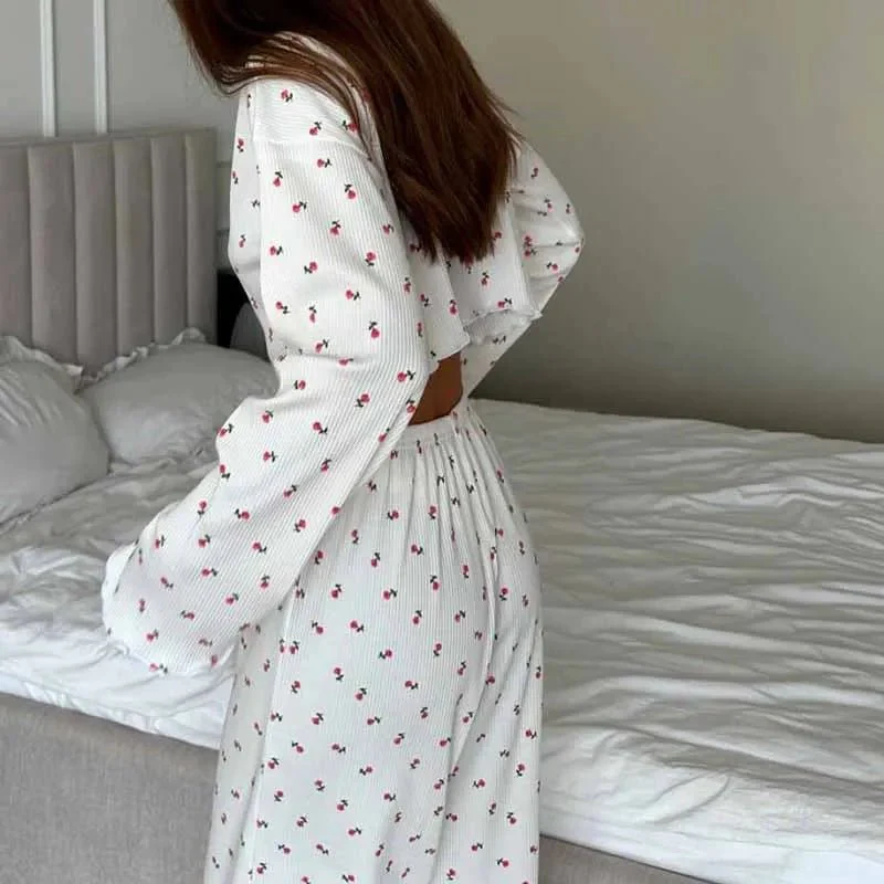 Aiza Long Sleeve Floral Pajama Set - Image 4