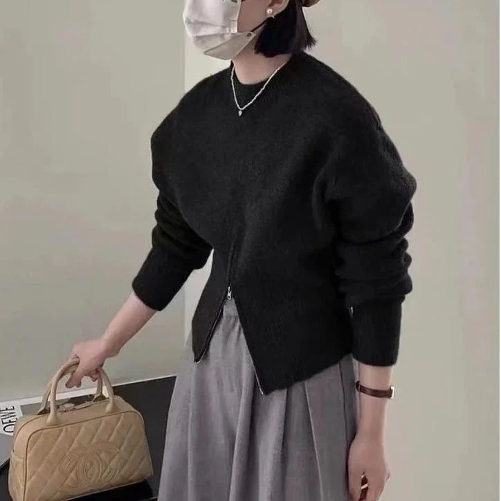 Amara Slim Waist Pullover - Image 6
