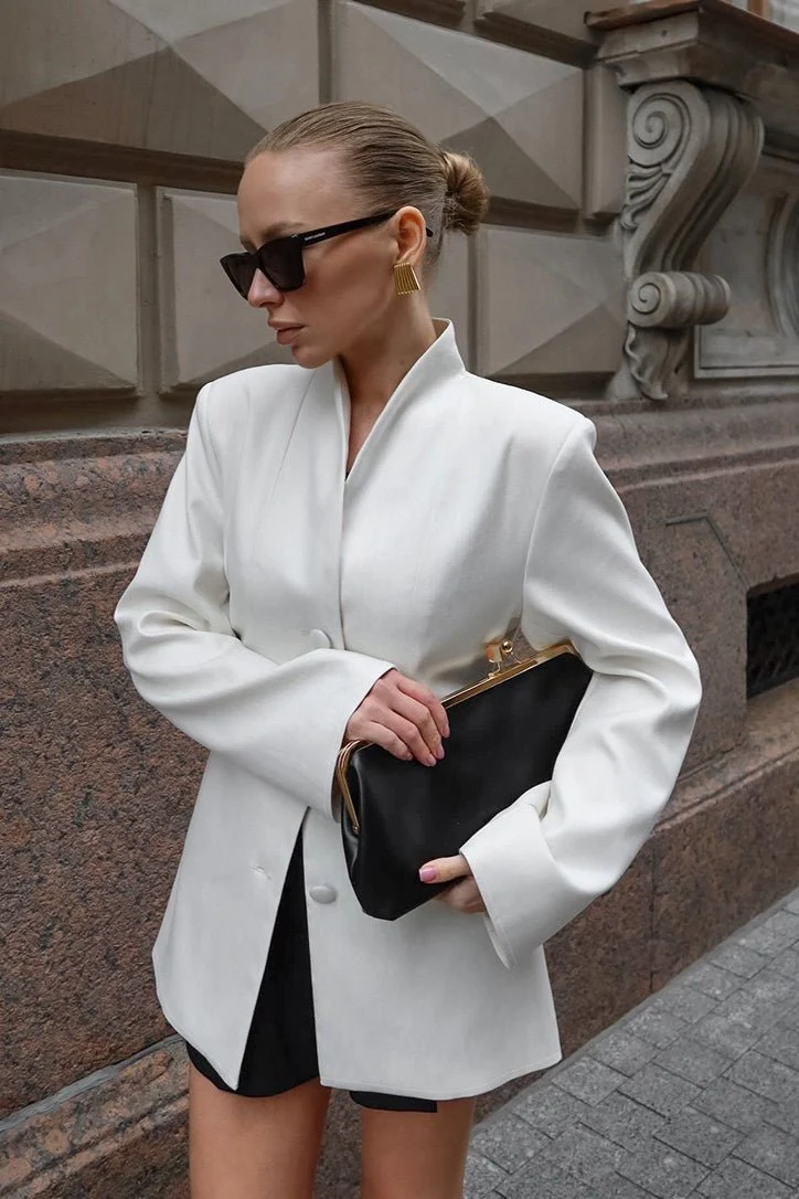Anais Minimalist Waist-Cinched Slim Blazer - Image 2