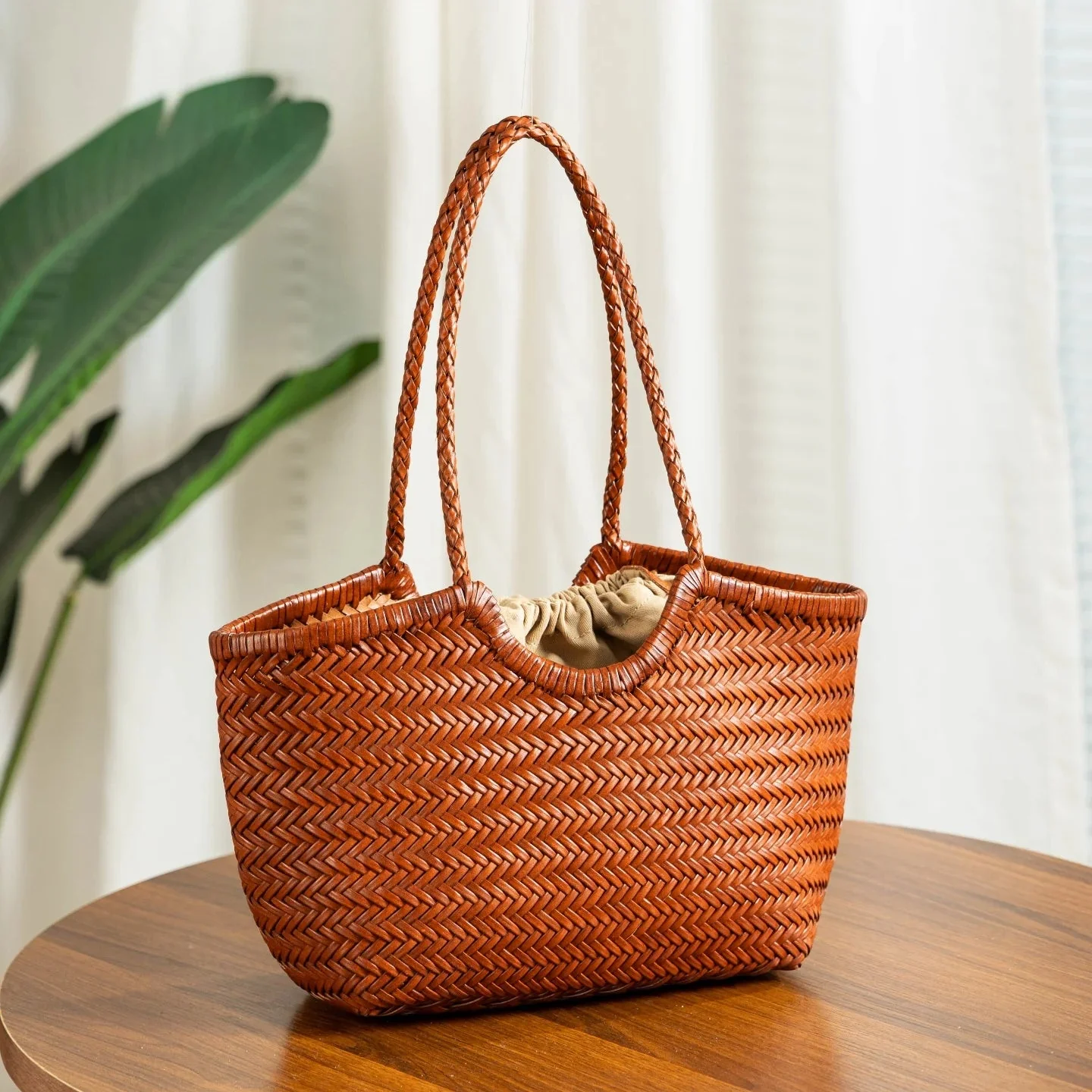 Bianca Handwoven Leather Tote Bag - Image 6