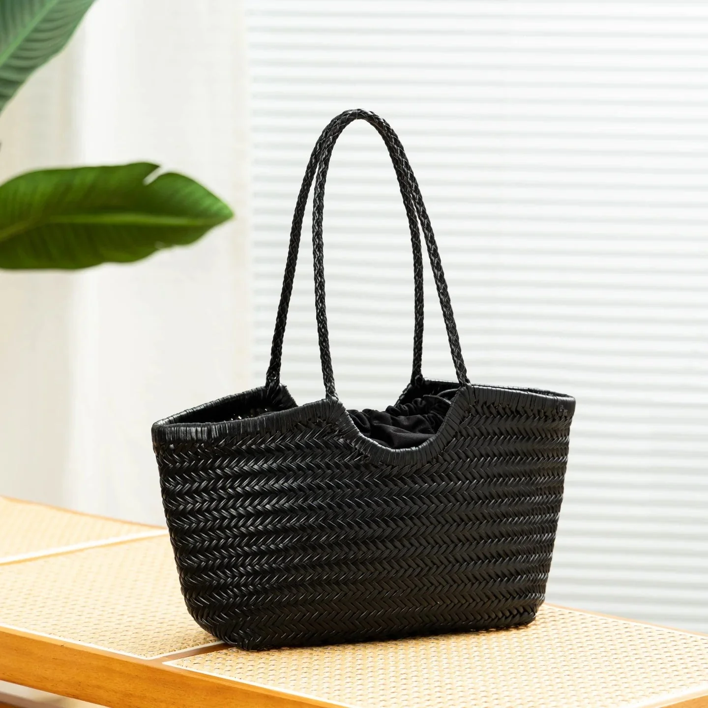 Bianca Handwoven Leather Tote Bag - Image 7
