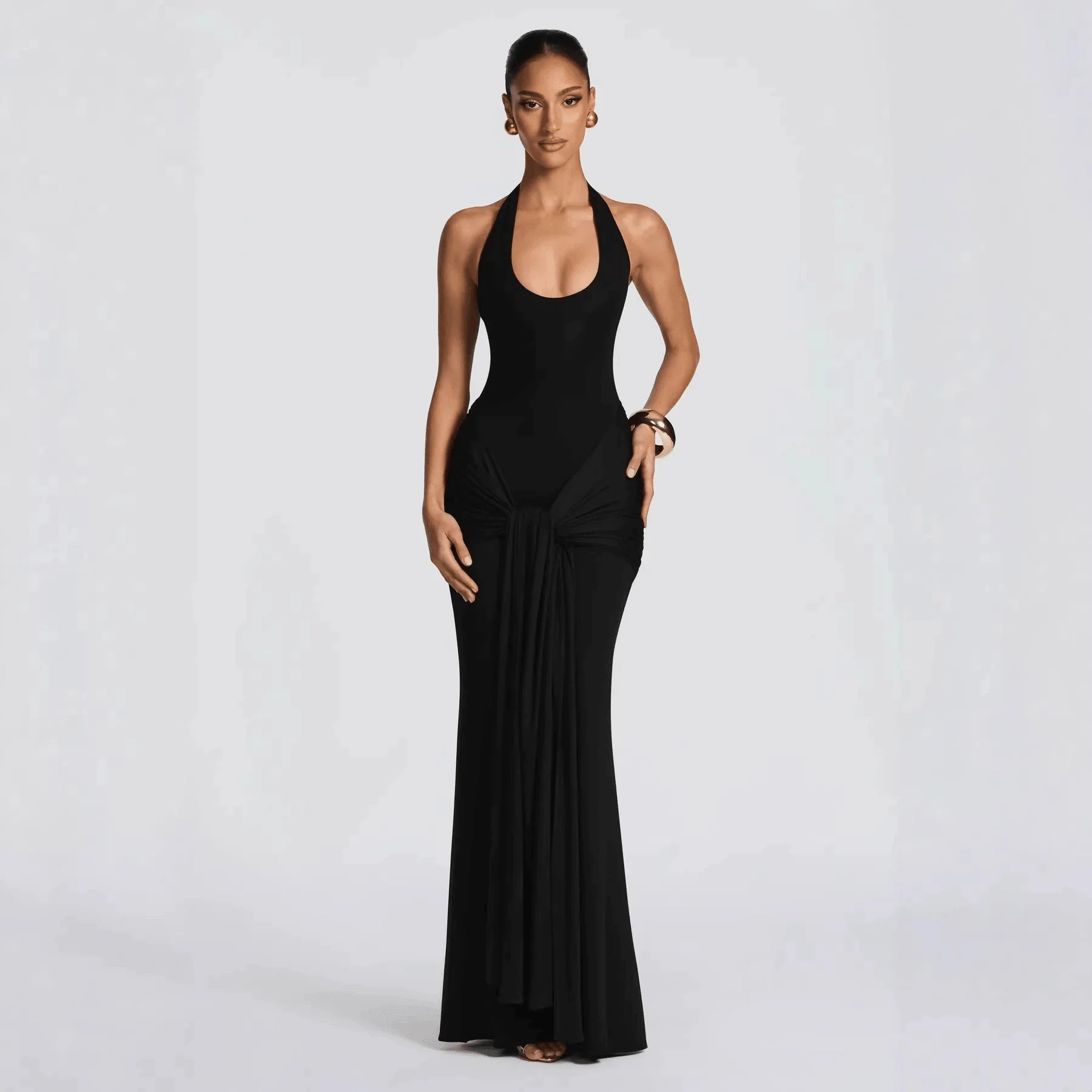 Charlot Slim Fit Backless Maxi Dress - Image 4