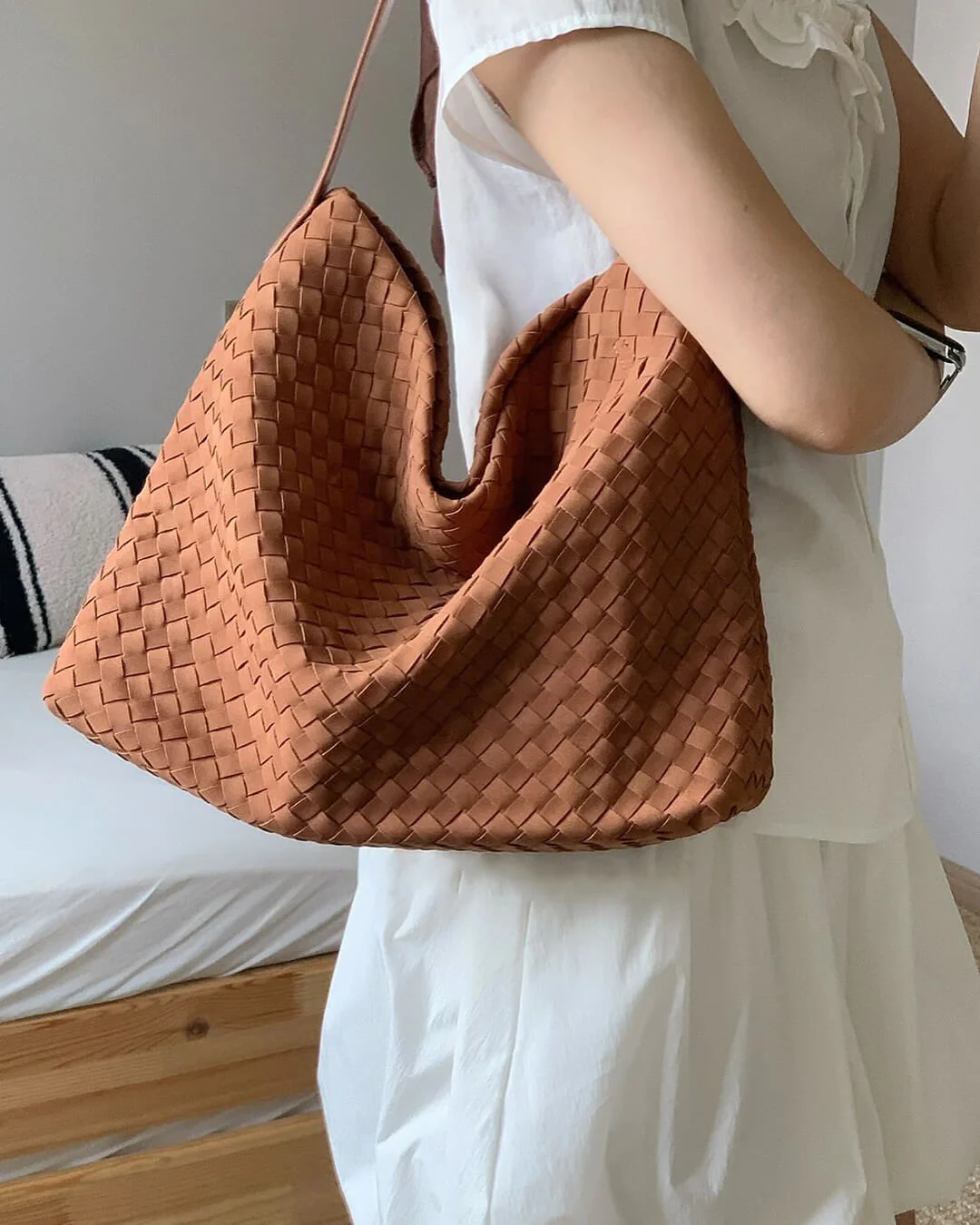 Chelsea Suede Tote Bag - Image 12
