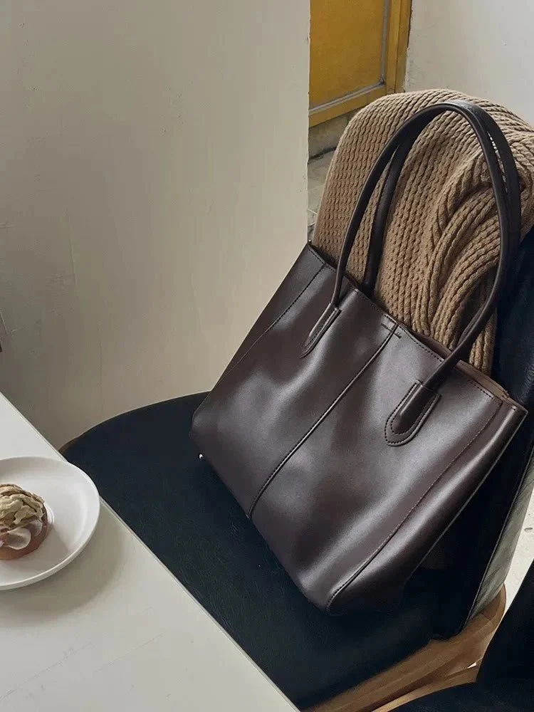 Cindy Tote Bag - Image 6