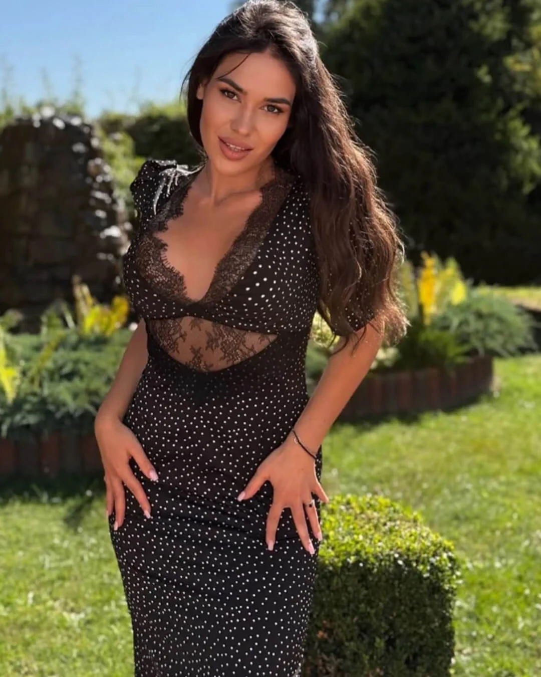 Diana Puff Sleeve Lace Dress - Image 12