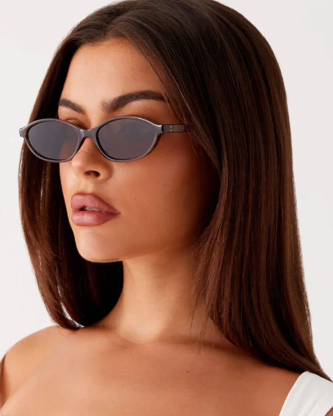 Elena Retro Oval Cat Eye Sunglasses - Image 3