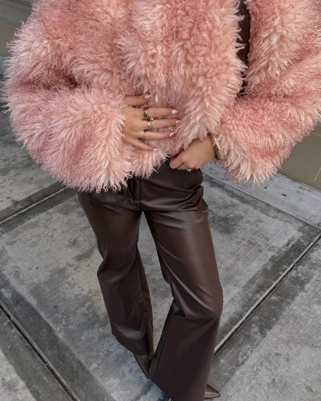 Elsie Fluffy Cropped Faux Fur Coat - Image 10