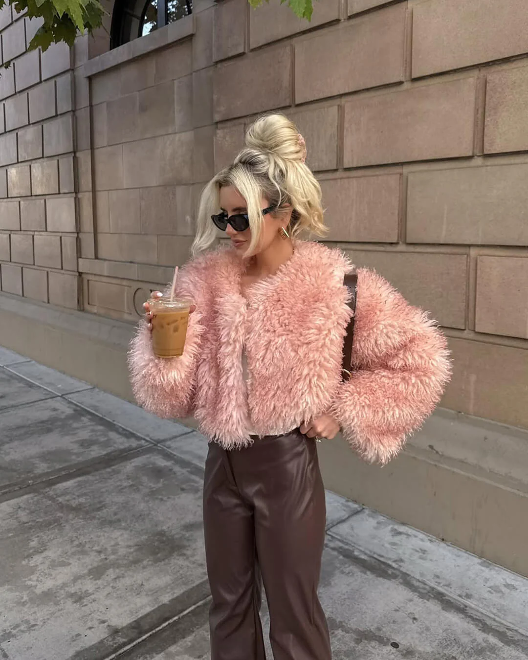 Elsie Fluffy Cropped Faux Fur Coat - Image 9