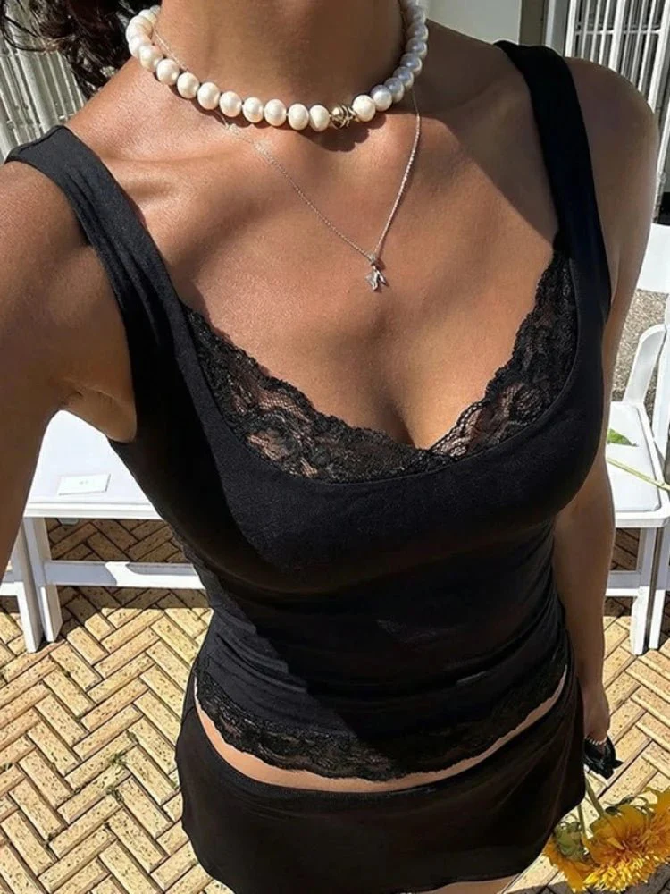 Jaelyn Lace Trim Tank Top - Image 4
