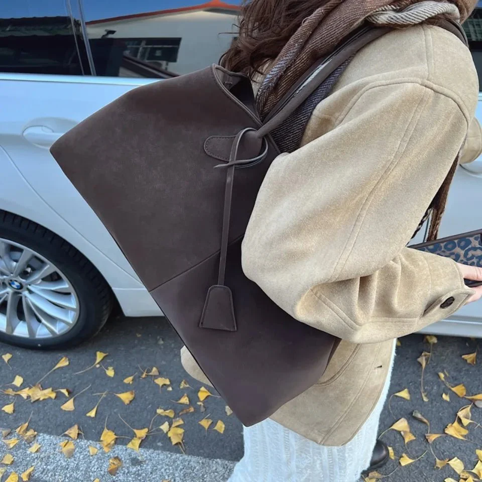 Joan Vegan Suede Bag - Image 7