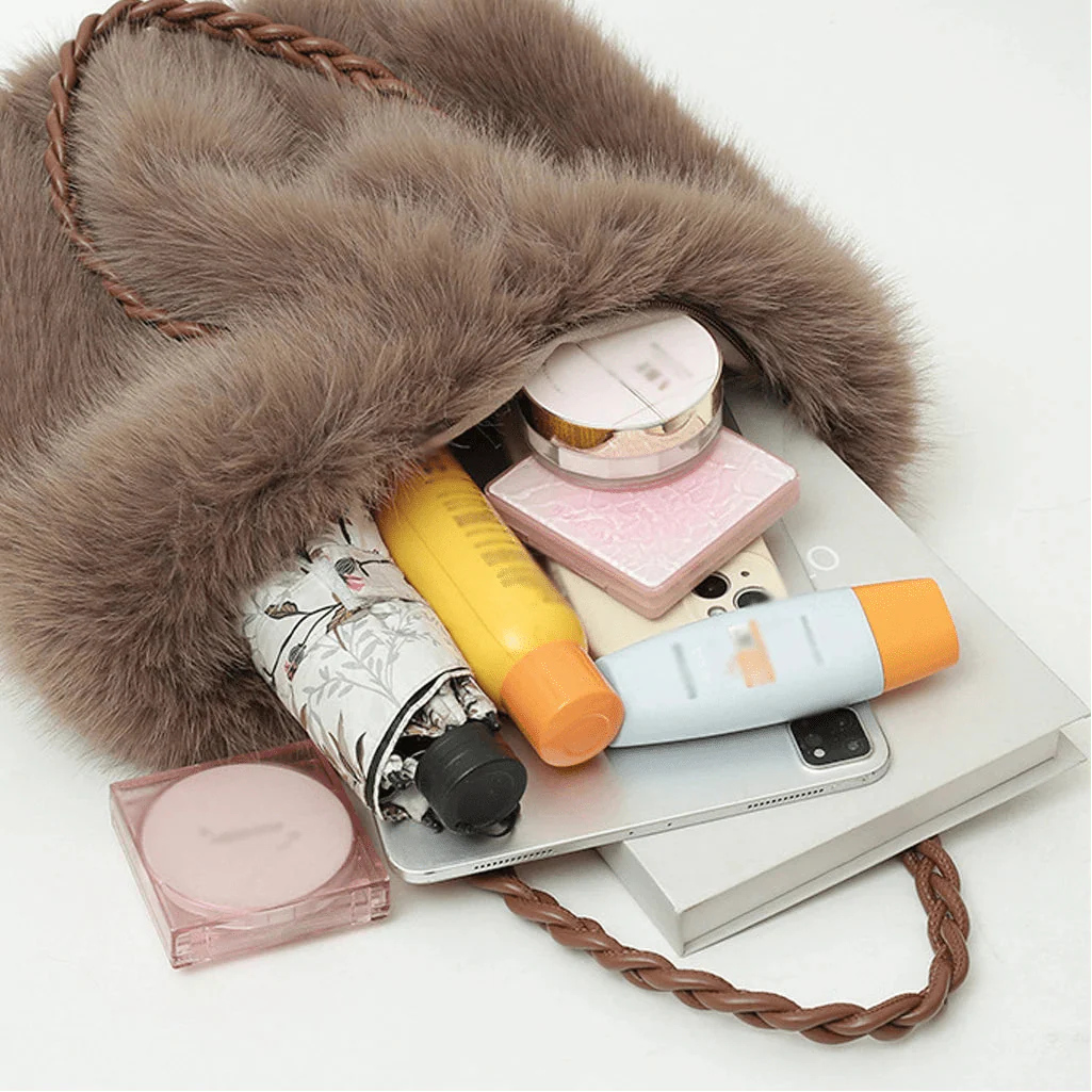 Loreen Faux Fur Tote Bag - Image 5