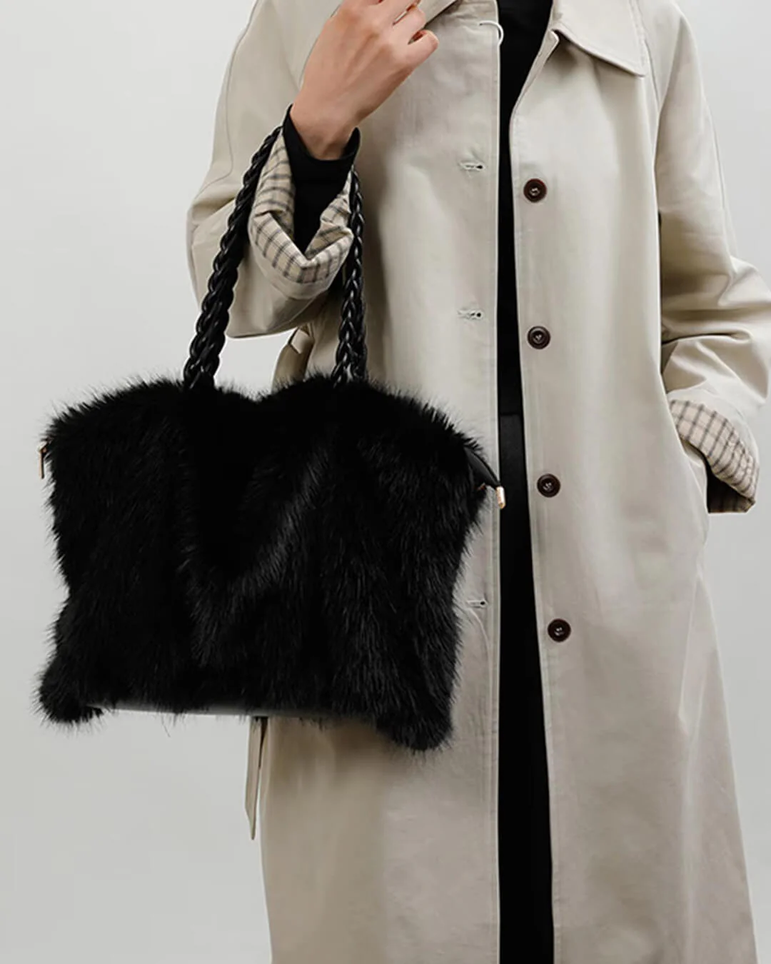 Loreen Faux Fur Tote Bag - Image 8