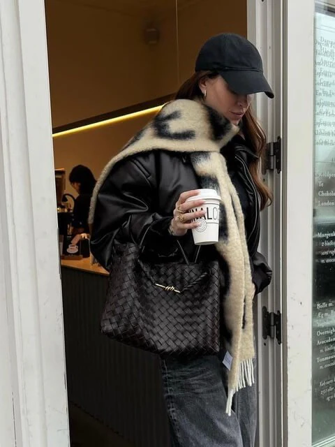 Lucia Woven Bag - Image 10