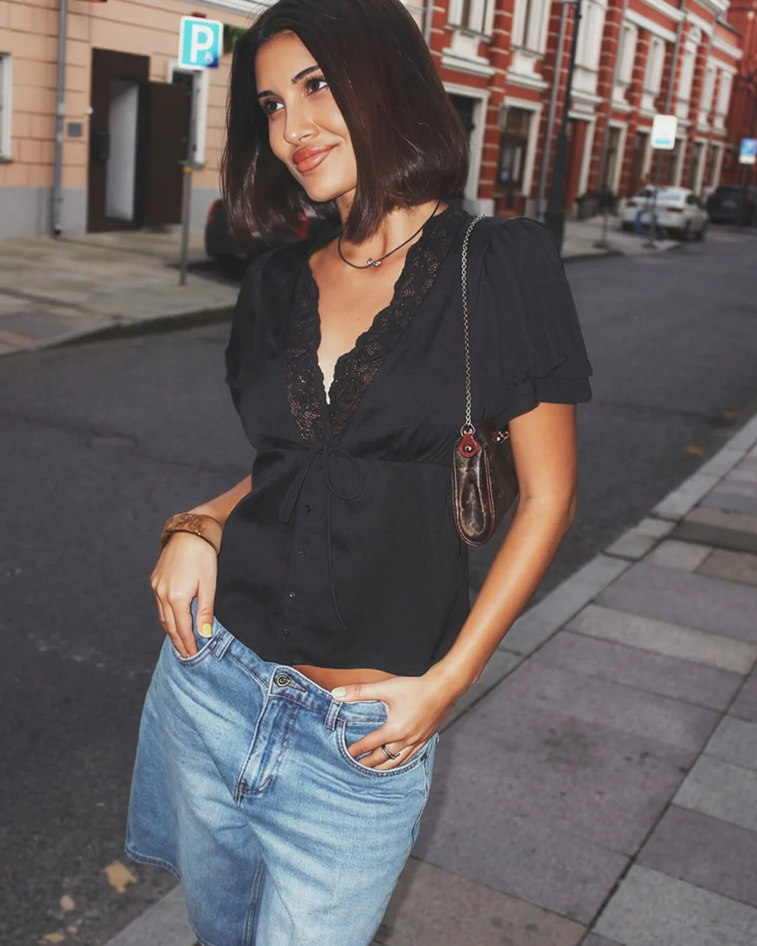 Rosette Lace Short Sleeve V-Neck Top - Image 7