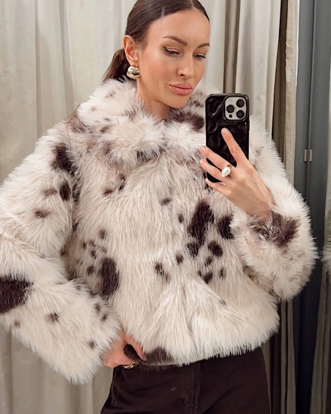 Sarah Faux Fur Coat - Image 3