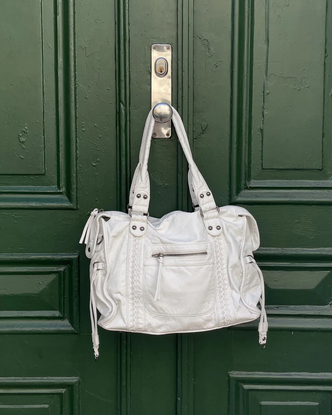 Tanja Shoulder Bag - Image 9
