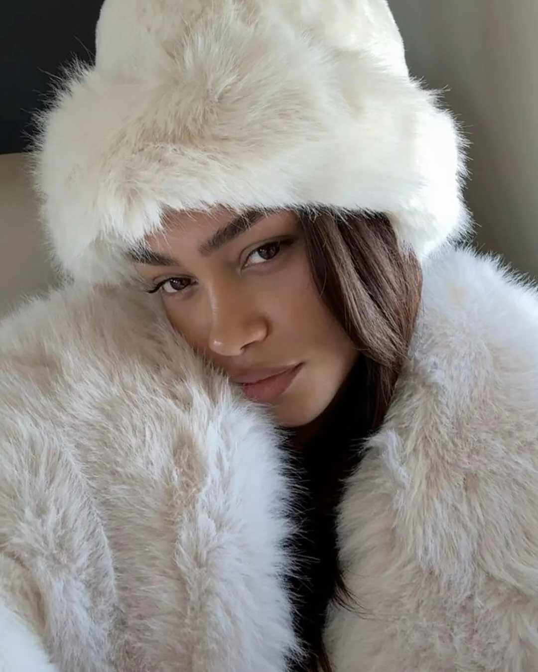Tracy Faux Fur Hat - Image 10